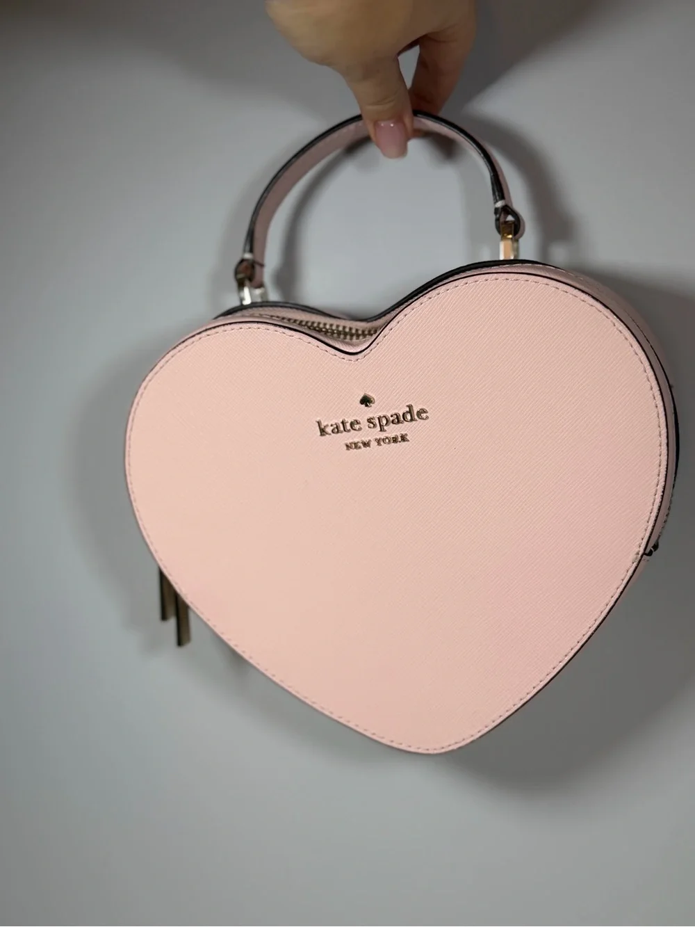 kate spade pale pink heart-shaped mini crossbody